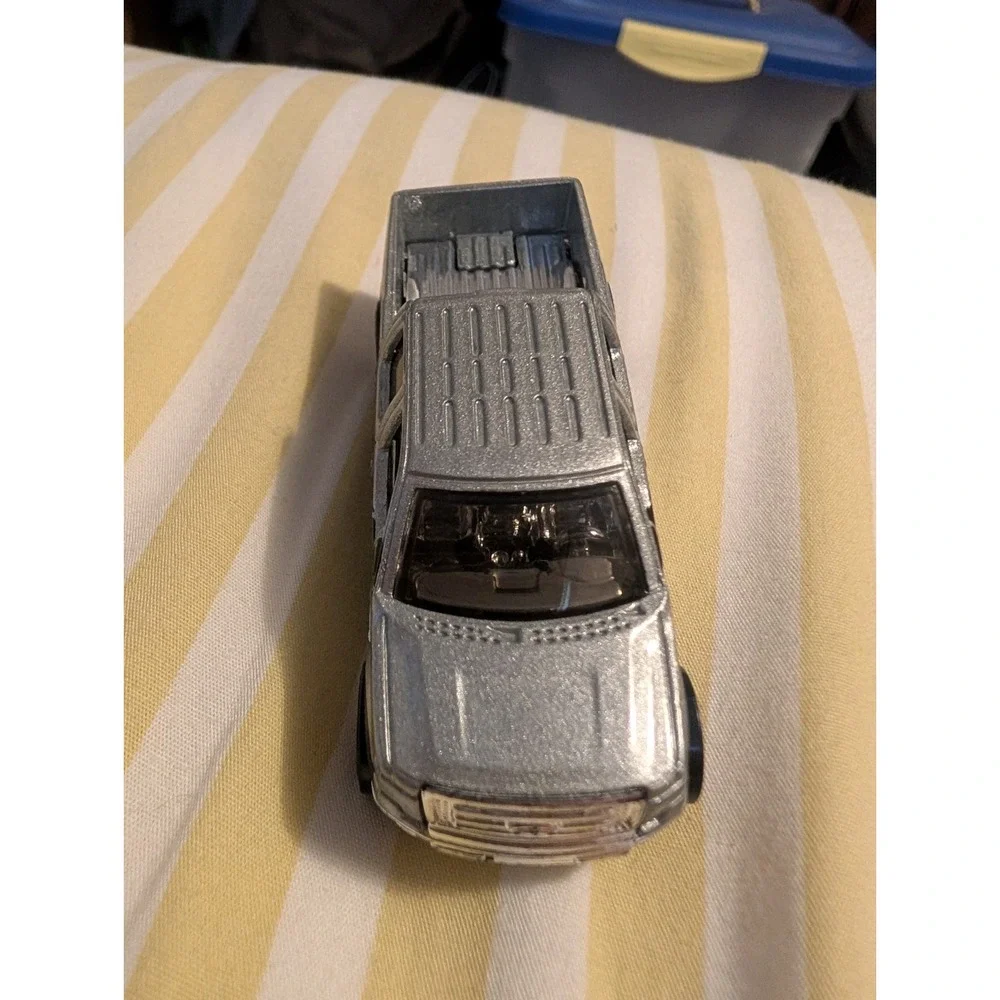 Year 2013 Hot Wheels HW Off-Road 1:64 Die Cast Car Silver Pickup 2009 FORD F-150